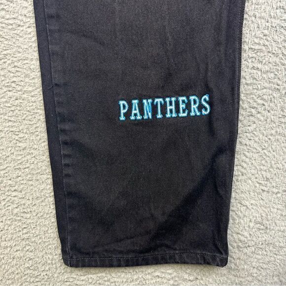 Julius Peppers Carolina Panthers Jeans Mens 40 Black Jersey Leg NFL Sport 38x32* - Picture 6 of 16